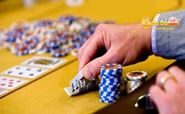 Bài rác trong Poker là gì? Chi tiết cách xử lý như thế nào?